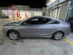 Chrysler 200